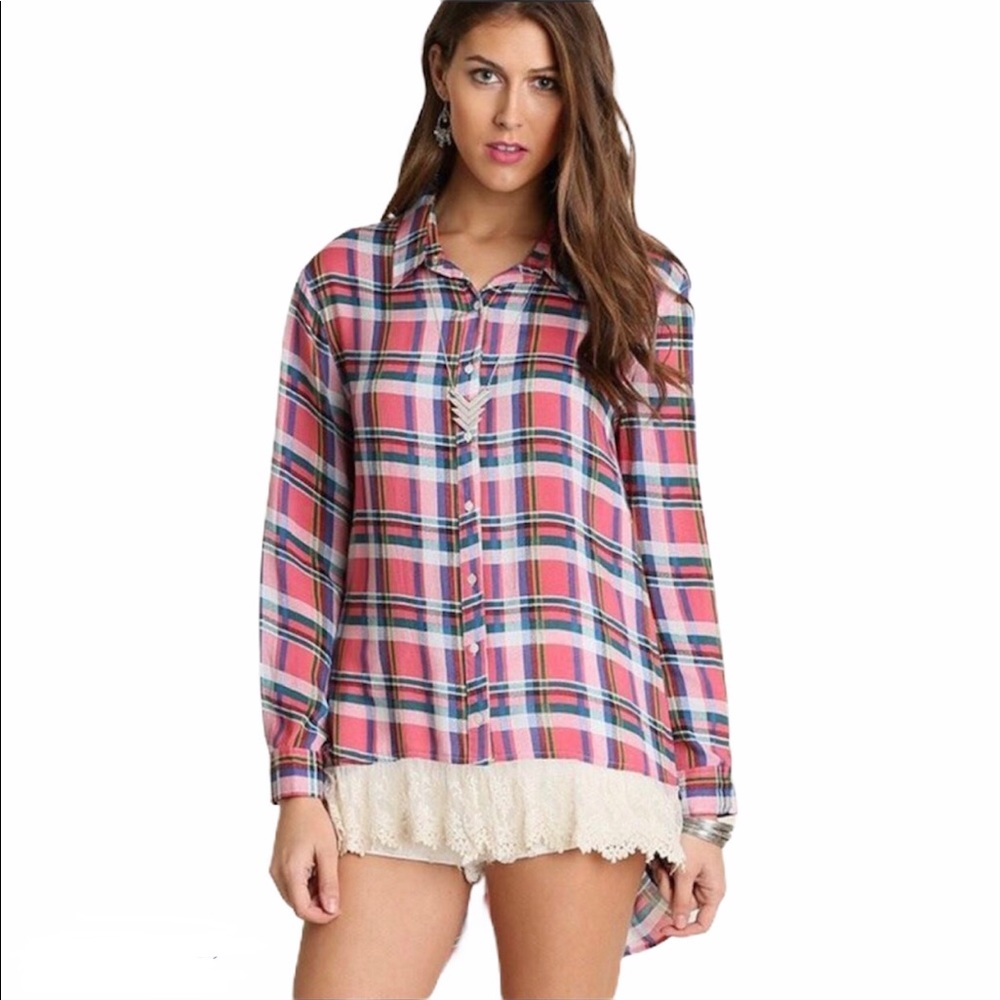 Umgee pink plaid blouse with white lace hem